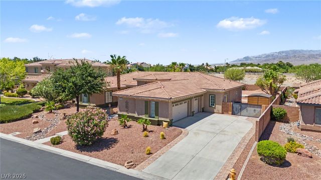 7112 Via Campanile Avenue, Las Vegas, NV 89131