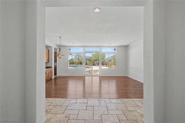 7112 Via Campanile Avenue, Las Vegas, NV 89131