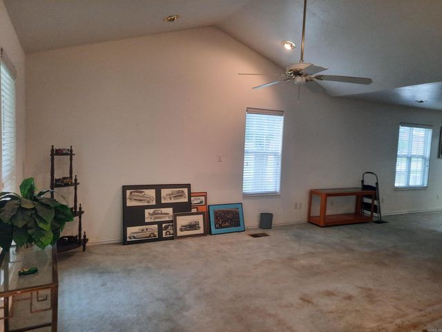 615 Jackson, Mountain View, AR 72560