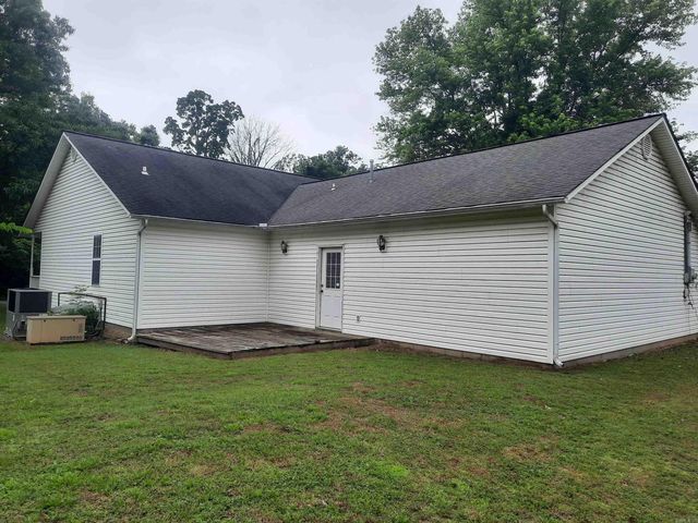 615 Jackson, Mountain View, AR 72560