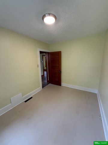835 W 8th Street, Fremont, NE 68025
