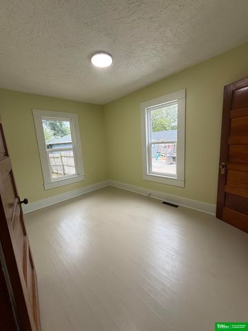 835 W 8th Street, Fremont, NE 68025