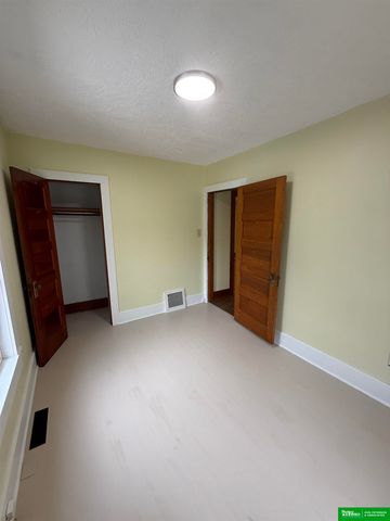 835 W 8th Street, Fremont, NE 68025