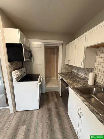 835 W 8th Street, Fremont, NE 68025