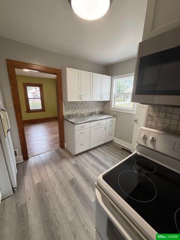 835 W 8th Street, Fremont, NE 68025