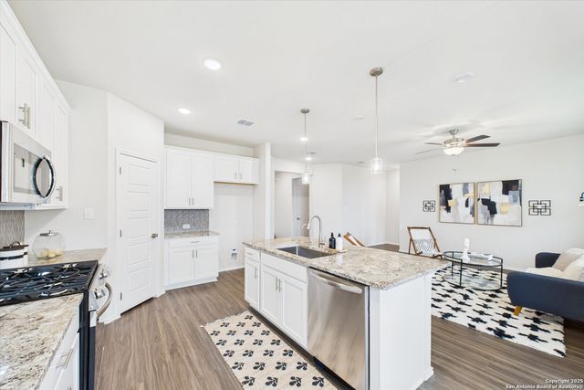 10534 Briceway Club, San Antonio, TX 78254