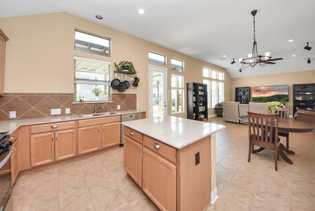 2812 Soffiano Lane, League City, TX 77573