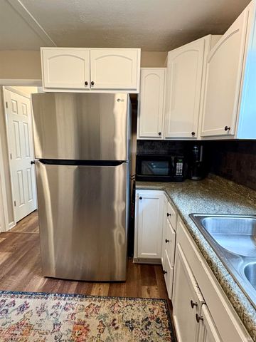 7104 S Hibiscus Drive, Muncie, IN 47302