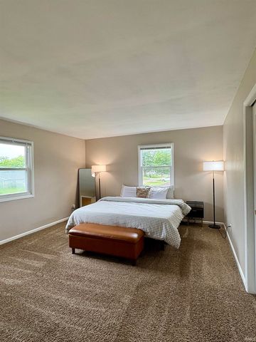 7104 S Hibiscus Drive, Muncie, IN 47302