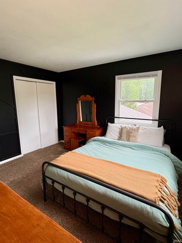 7104 S Hibiscus Drive, Muncie, IN 47302