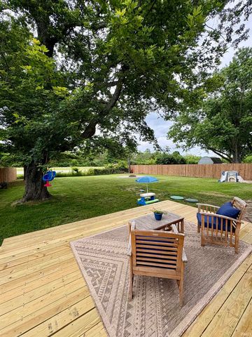7104 S Hibiscus Drive, Muncie, IN 47302