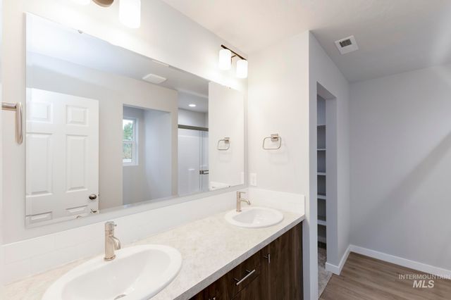 3310 S Maple Ranch Way, Nampa, ID 83686