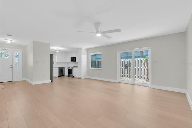 714 3RD AVENUE NE, Largo, FL 33770