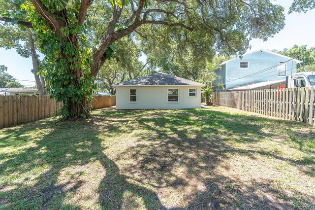 714 3RD AVENUE NE, Largo, FL 33770