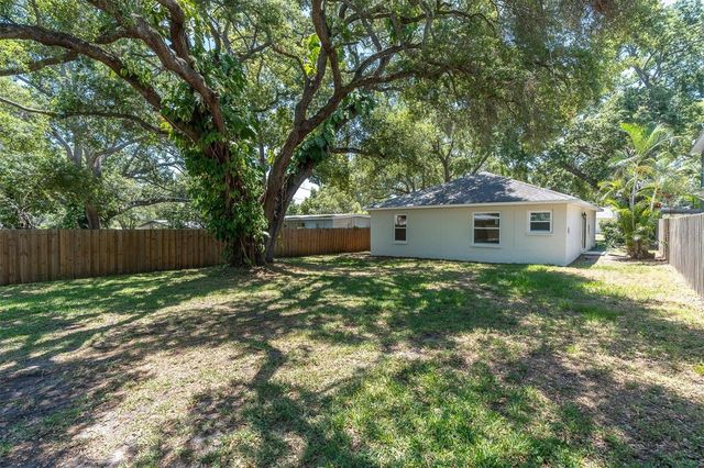 714 3RD AVENUE NE, Largo, FL 33770
