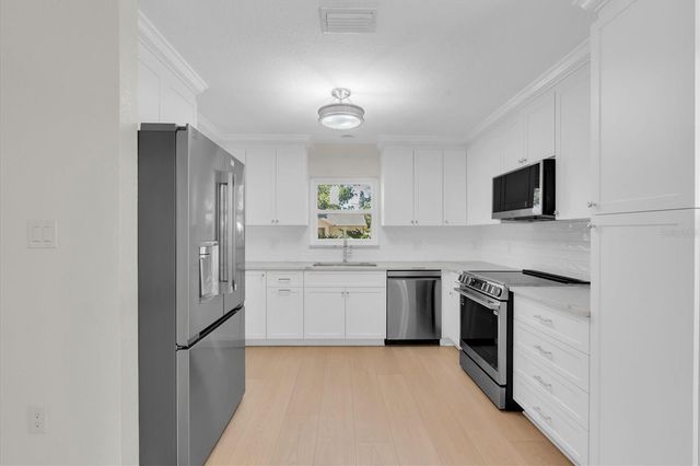714 3RD AVENUE NE, Largo, FL 33770