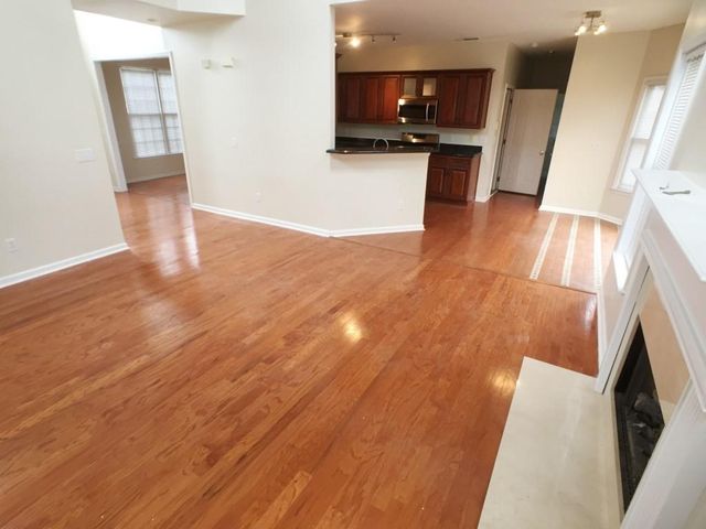 2562 Fairlawn Downs NW, Kennesaw, GA 30144