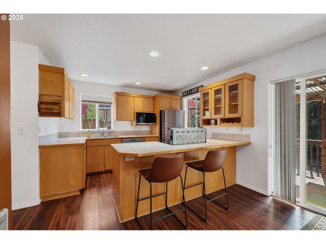 6455 MAIN St, Bay City, OR 97107