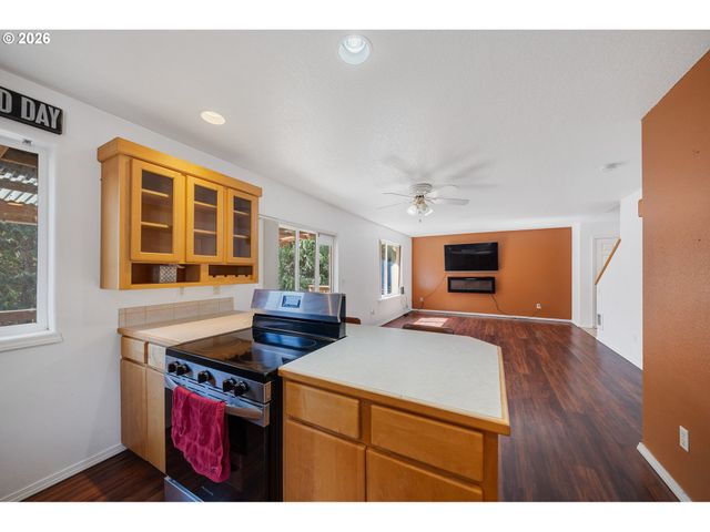 6455 MAIN St, Bay City, OR 97107