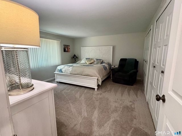 35 Harbour Village A, Branford, CT 06405