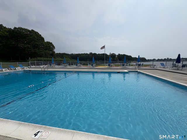 35 Harbour Village A, Branford, CT 06405