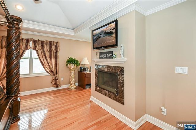 2 Eden Place, Wayne, NJ 07470