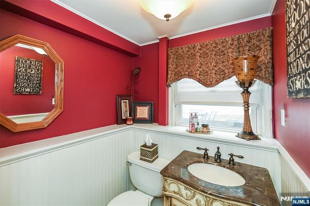 2 Eden Place, Wayne, NJ 07470