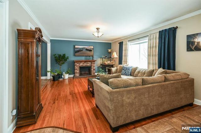 2 Eden Place, Wayne, NJ 07470