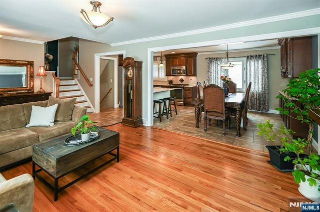 2 Eden Place, Wayne, NJ 07470