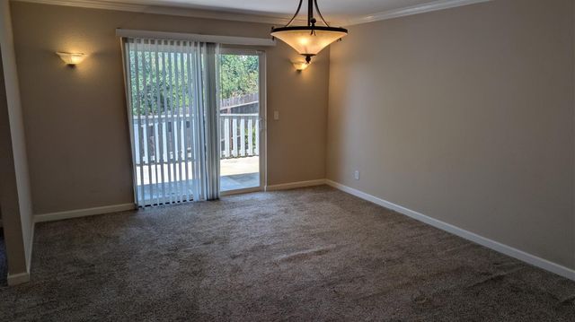 3248 Sudbury Rd, Cameron Park, CA 95682
