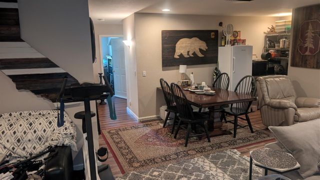 3248 Sudbury Rd, Cameron Park, CA 95682