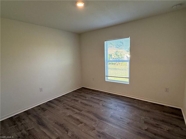 1139 16th TER, Cape Coral, FL 33993