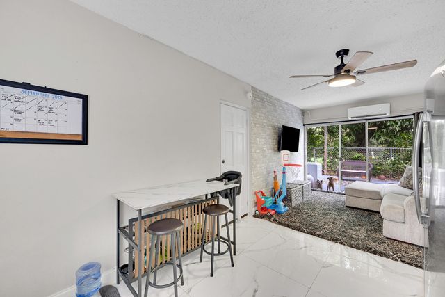 1331 S Palmway, Lake Worth Beach, FL 33460