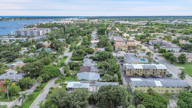 1331 S Palmway, Lake Worth Beach, FL 33460