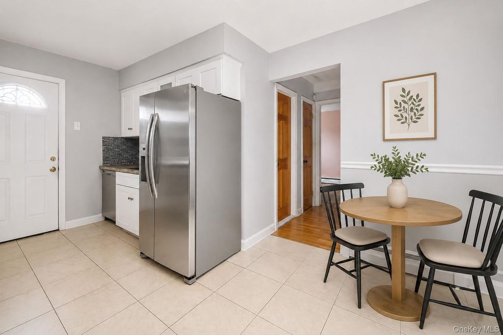 174 Frederick Avenue, South Floral Park, NY 11001 — photo 4