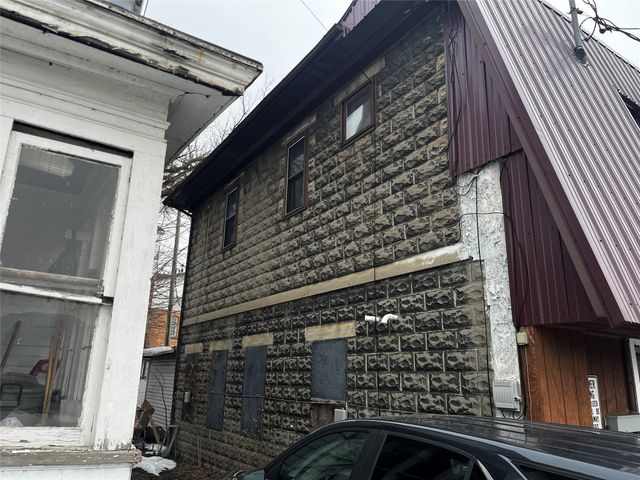 859 PARK Avenue, Meadville, PA 16335