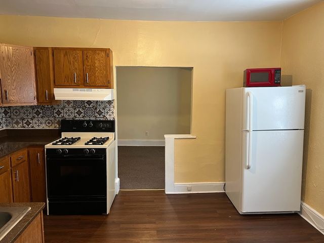 842 16th Street 4, Des Moines, IA 50314
