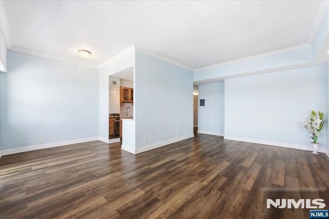 6600 Boulevard East 23C, West New York, NJ 07093