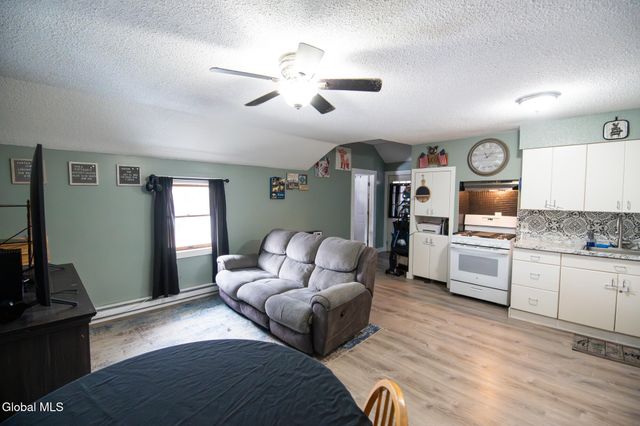 7 Lincoln Avenue, Fort Edward, NY 12828