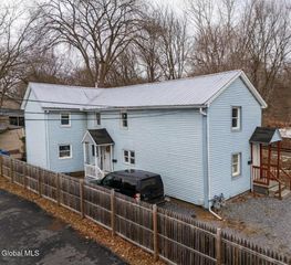 7 Lincoln Avenue, Fort Edward, NY 12828