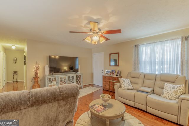 489 Misty Ridge Lane, Ringgold, GA 30736