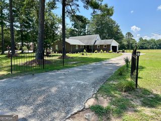 1231 Golf Course Road, Elberton, GA 30635