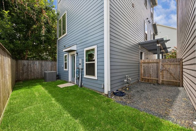 11004 Mikula Drive, Houston, TX 77043