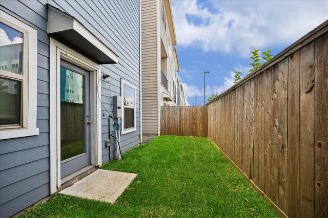 11004 Mikula Drive, Houston, TX 77043