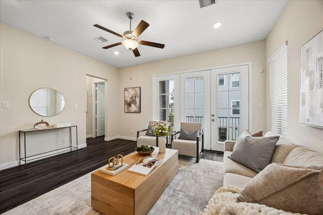 11004 Mikula Drive, Houston, TX 77043