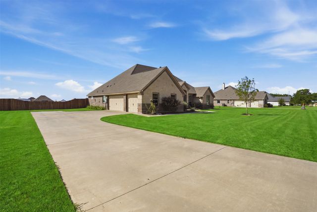 265 County Road 1105, Rio Vista, TX 76093