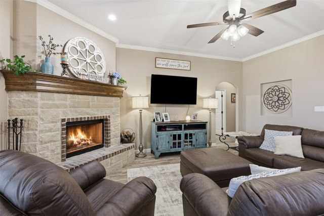265 County Road 1105, Rio Vista, TX 76093