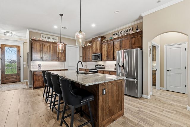 265 County Road 1105, Rio Vista, TX 76093