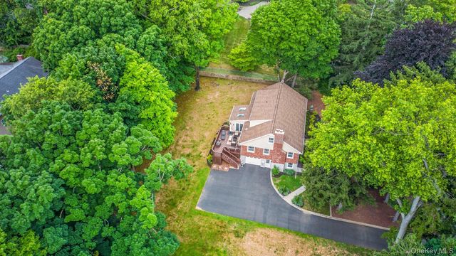 15 Glenwood Road, New City, NY 10956