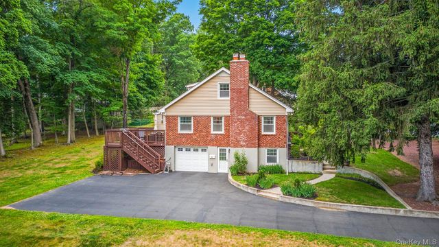 15 Glenwood Road, New City, NY 10956